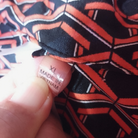 NY Collection Geometric Design Print Adjustable Sleeve Shirt Dress With Belt - Picture 4 of 7